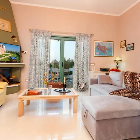 빌라 Agro Art Boutique & Luxury - Two Art With Pools, Unique Decors, And A Treehouse Option Vanato