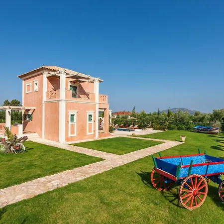 Agro Art Boutique & Luxury - Two Art With Pools, Unique Decors, And A Treehouse Option Vanato
