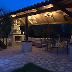 Villa Agro Art Boutique & Luxury - Two Art With Pools, Unique Decors, And A Treehouse Option *