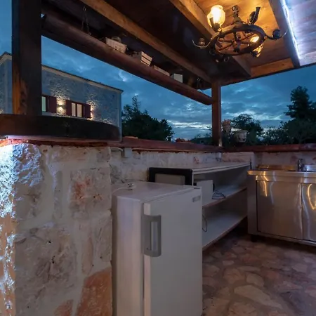 Agro Art Boutique & Luxury - Two Art With Pools, Unique Decors, And A Treehouse Option וילה *