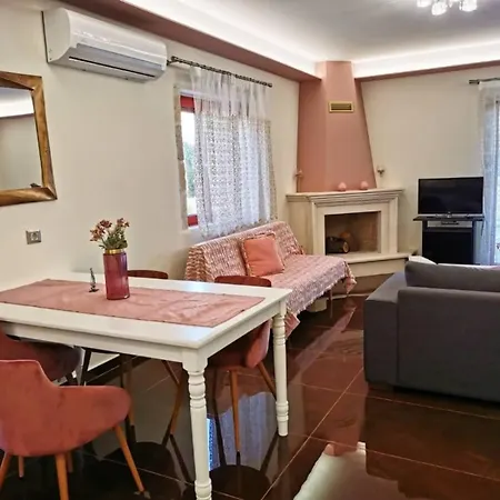 Agro Art Boutique & Luxury - Two Art With Pools, Unique Decors, And A Treehouse Option וילה Vanato