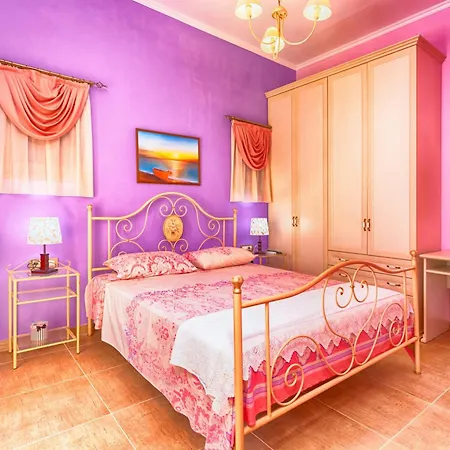 Agro Art Boutique & Luxury - Two Art With Pools, Unique Decors, And A Treehouse Option Vanato