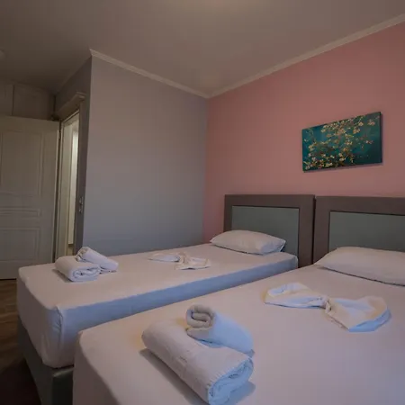 וילה Agro Art Boutique & Luxury - Two Art With Pools, Unique Decors, And A Treehouse Option *