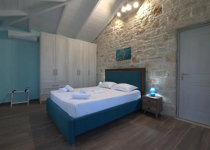 Вилла Agro Art Boutique & Luxury - Two Art With Pools, Unique Decors, And A Treehouse Option