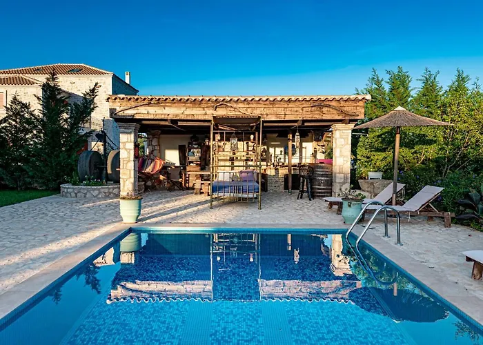 Agro Art Boutique & Luxury - Two Art With Pools, Unique Decors, And A Treehouse Option וילה
