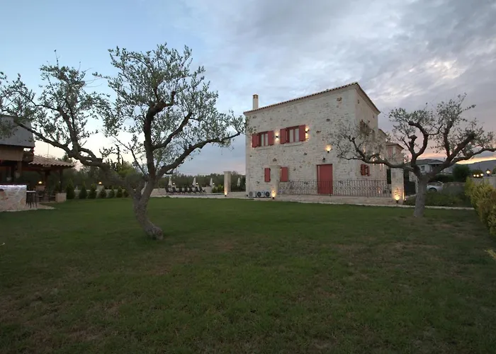 וילה Agro Art Boutique & Luxury - Two Art With Pools, Unique Decors, And A Treehouse Option Vanato
