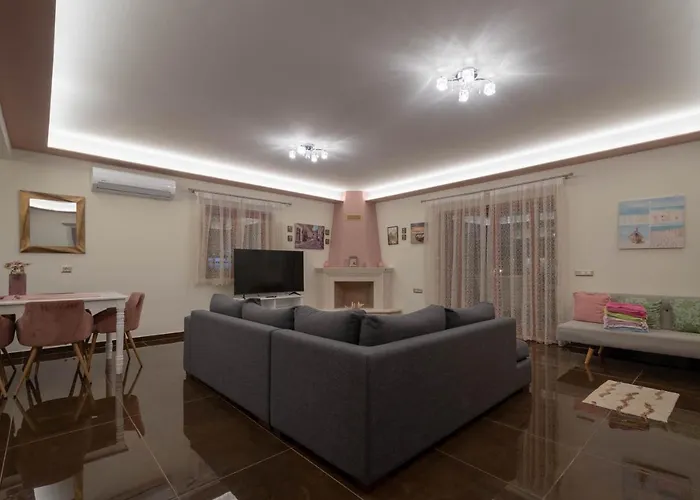 וילה Agro Art Boutique & Luxury - Two Art With Pools, Unique Decors, And A Treehouse Option *
