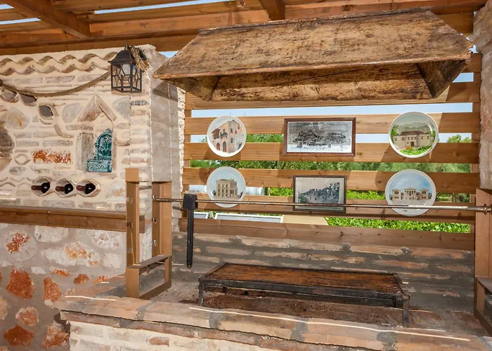 Agro Art Boutique & Luxury - Two Art With Pools, Unique Decors, And A Treehouse Option וילה *