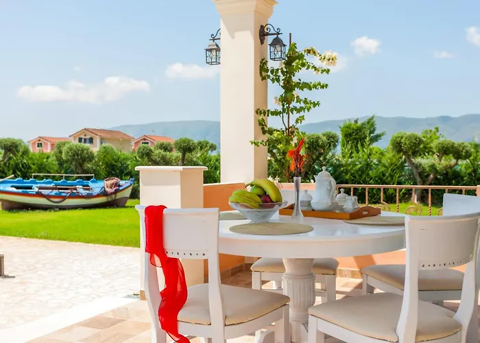 וילה Agro Art Boutique & Luxury - Two Art With Pools, Unique Decors, And A Treehouse Option Vanato