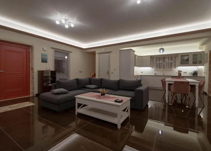 וילה Agro Art Boutique & Luxury - Two Art With Pools, Unique Decors, And A Treehouse Option
